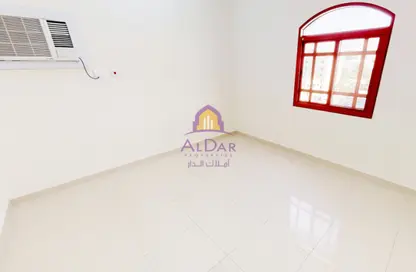 Apartment - 2 Bedrooms - 3 Bathrooms for rent in Al Muntazah - Doha