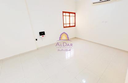 Apartment - 2 Bedrooms - 3 Bathrooms for rent in Al Muntazah - Doha