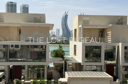 Apartment - 2 Bedrooms - 4 Bathrooms for rent in Crystal Residence - Gewan Island - The Pearl Island - Doha