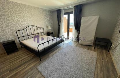 Apartment - 2 Bedrooms - 3 Bathrooms for rent in Tower 4 - Porto Arabia - The Pearl Island - Doha