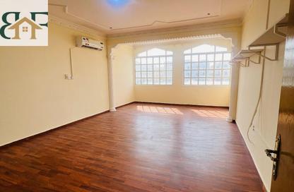 Apartment - Studio - 1 for rent in Bin Omran - Fereej Bin Omran - Doha