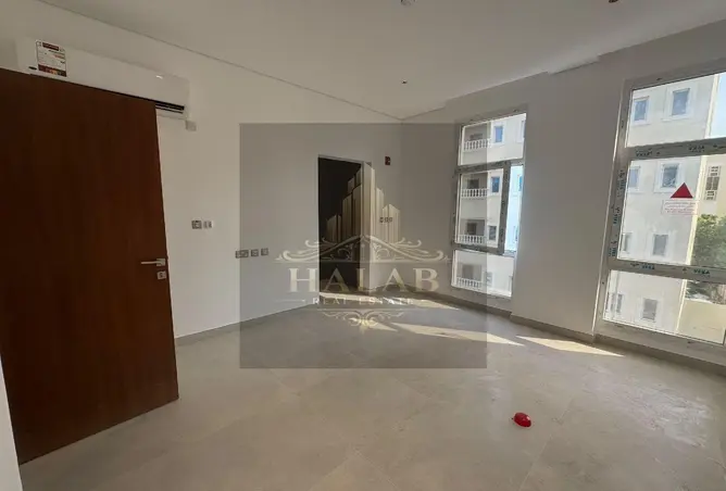 63921277 - Property Image 3