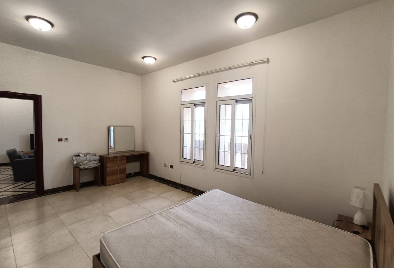 Fully Furnished 1BHK | Fox Hills, Lusail thumbnail 6