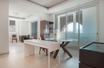 Apartment - 1 Bedroom - 2 Bathrooms for rent in Viva West - Viva Bahriyah - The Pearl Island - Doha