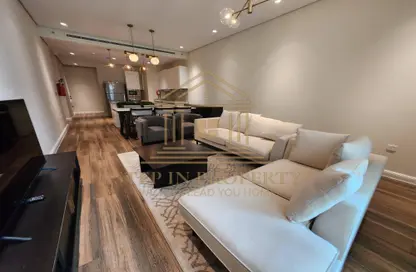 شقة - 2 غرف نوم - 4 حمامات للايجار في حدائق فلورستا - حدائق فلورستا - جزيرة اللؤلؤة - الدوحة