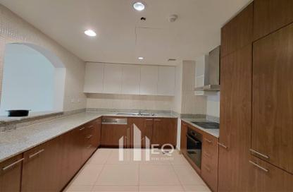 Apartment - 1 Bedroom - 2 Bathrooms for rent in East Porto Drive - Porto Arabia - The Pearl Island - Doha