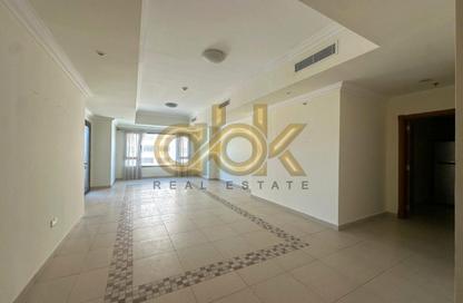 Apartment - 1 Bedroom - 2 Bathrooms for rent in East Porto Drive - Porto Arabia - The Pearl Island - Doha