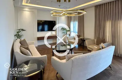 Apartment - 2 Bedrooms - 3 Bathrooms for rent in Carnaval - Qanat Quartier - The Pearl Island - Doha