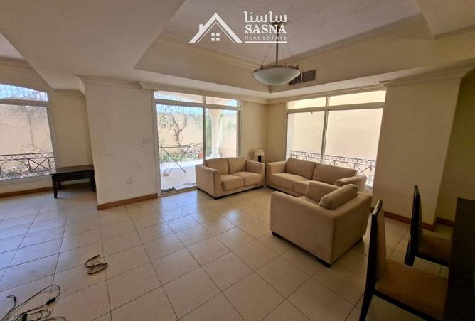 61279907 - Property Image 3