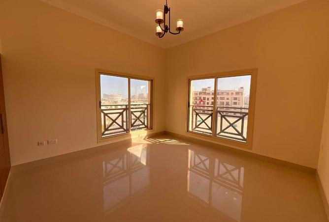 1001751 - Property Image 3