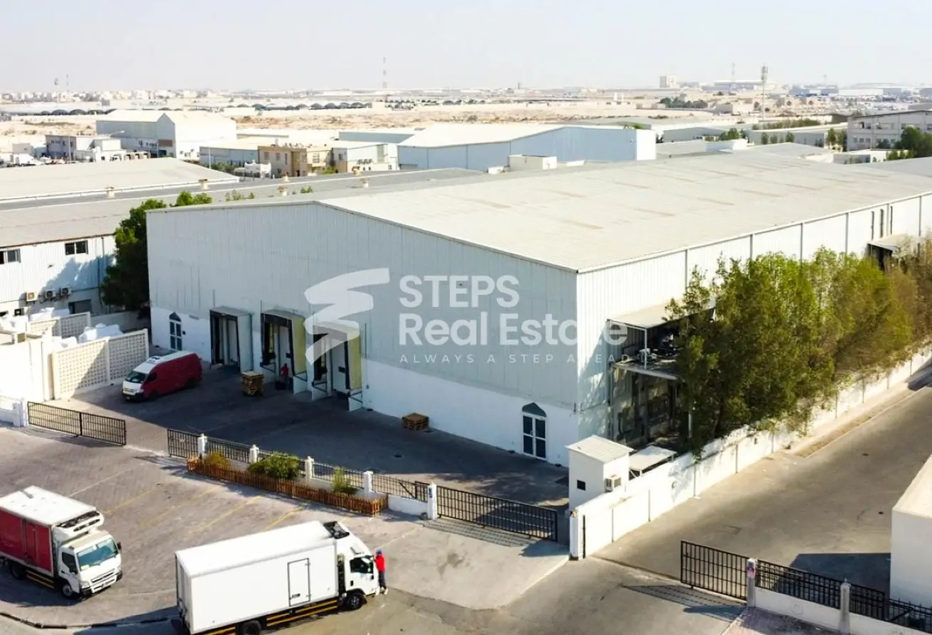 62350208 - Property Main Image