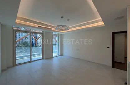 شقة - غرفة نوم - 2 حمامات للايجار في كريستال ريزيدنس - جزيرة جيوان - جزيرة اللؤلؤة - الدوحة