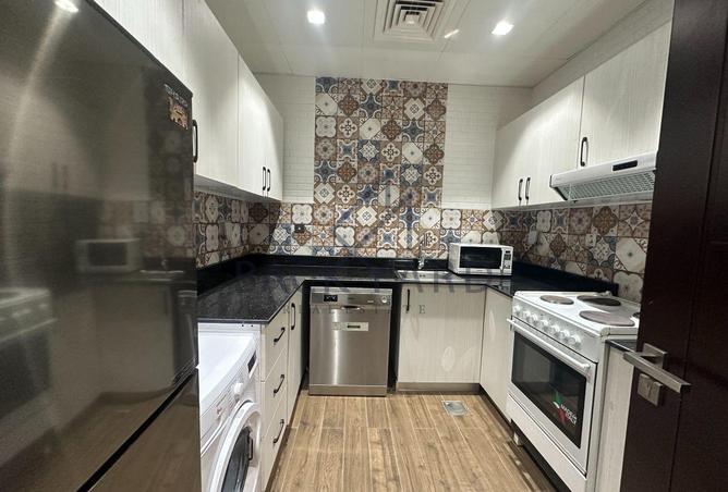 1002430 - Property Image 3