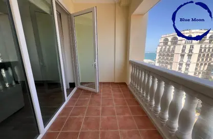 شقة - غرفة نوم - 2 حمامات للايجار في فيفا غرب - فيفا بحرية - جزيرة اللؤلؤة - الدوحة