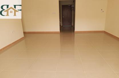 Apartment - 3 Bedrooms - 3 Bathrooms for rent in Al Mansoura - Al Mansoura - Doha