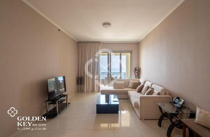 Apartment - 2 - 3 for rent in Viva East - Viva Bahriyah - The Pearl Island - Doha Apartment - 2 - 3 for rent in Viva East - Viva Bahriyah - The Pearl Island - Doha