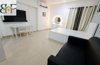 Apartment - Studio - 1 for rent in Najma Street - Najma - Doha