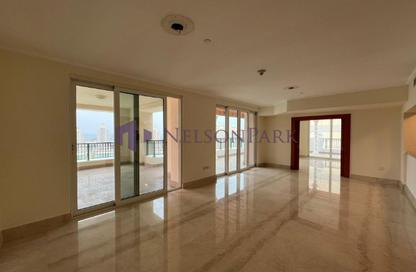 Penthouse - 4 Bedrooms - 6 Bathrooms for rent in Viva West - Viva Bahriyah - The Pearl Island - Doha