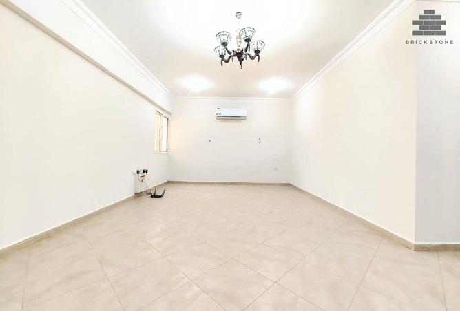 60893834 - Property Main Image
