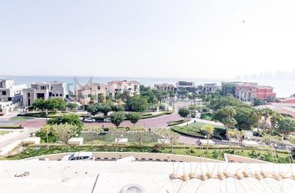 Apartment - 2 Bedrooms - 3 Bathrooms for rent in Viva East - Viva Bahriyah - The Pearl Island - Doha