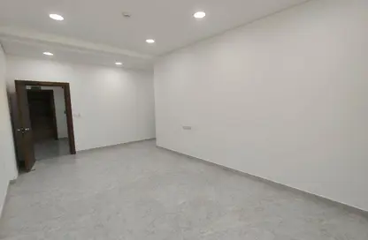 Apartment - 2 Bedrooms - 2 Bathrooms for rent in Down Town - Down Town - Al Khor