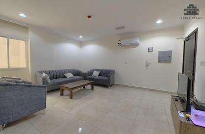 Apartment - 1 Bedroom - 2 Bathrooms for rent in Hadramout Street - Doha Al Jadeed - Doha