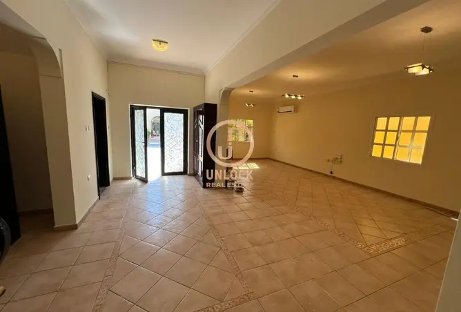 64254456 - Property Image 2