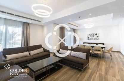 Apartment - 2 Bedrooms - 3 Bathrooms for rent in Marina Residences 195 - Marina District - Lusail