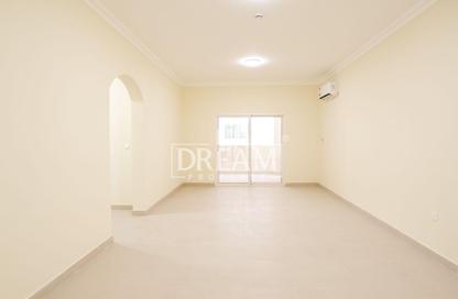 Apartment - 3 Bedrooms - 3 Bathrooms for rent in Al Sadd Road - Al Sadd - Doha