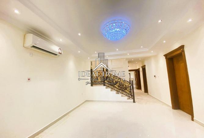 1028120 - Property Image 2