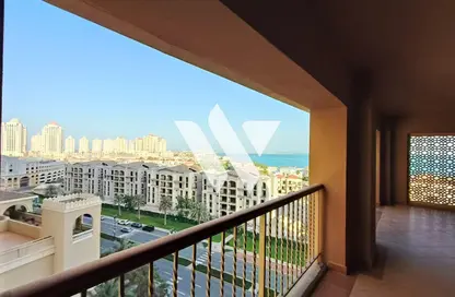 Apartment - 1 Bedroom - 2 Bathrooms for rent in East Porto Drive - Porto Arabia - The Pearl Island - Doha