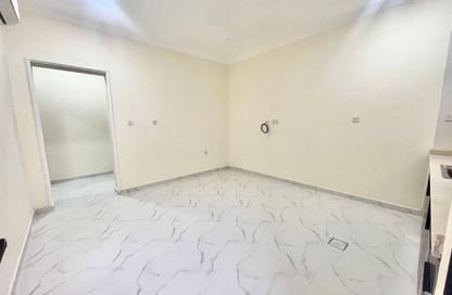 Apartment - 1 Bedroom - 1 Bathroom for rent in Al Hanaa Street - Al Gharrafa - Doha