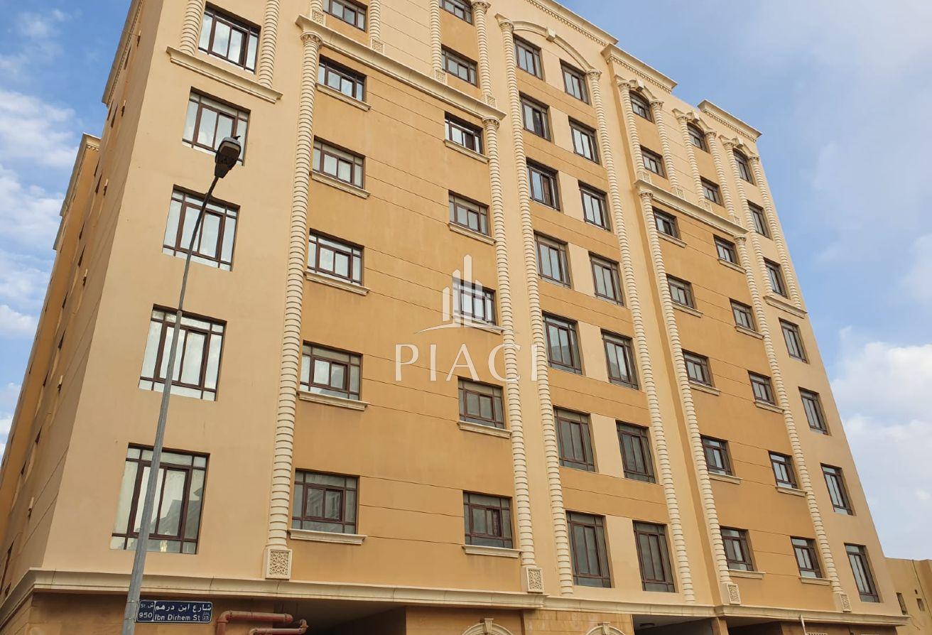 Nice 3 BHK UF flats at Mansoura(free month)