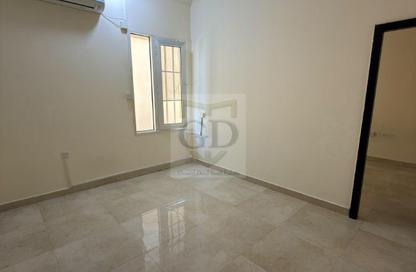 Apartment - 1 - 1 for rent in Umm Al Seneem Street - Ain Khaled - Doha