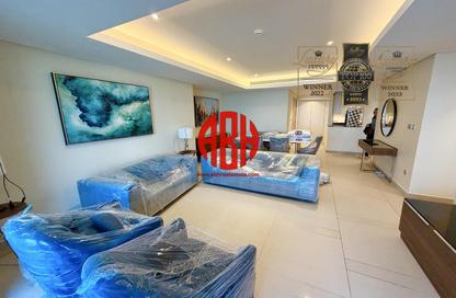 Apartment - 3 Bedrooms - 5 Bathrooms for rent in Abraj Bay - Abraj Quartiers - The Pearl Island - Doha