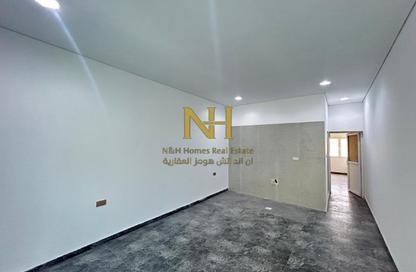 Apartment - 1 Bedroom - 1 Bathroom for rent in Legtaifiya Lagoon - West Bay - Doha