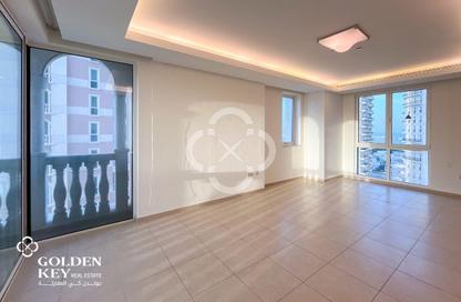 Apartment - 2 - 3 for sale in Viva West - Viva Bahriyah - The Pearl Island - Doha