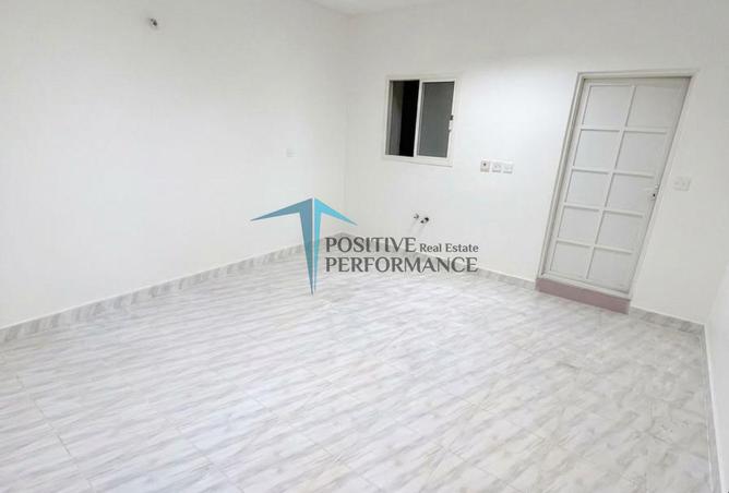 60000037 - Property Image 2