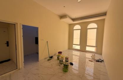 Apartment - 1 Bedroom - 1 Bathroom for rent in Al Duhail - Al Duhail - Doha