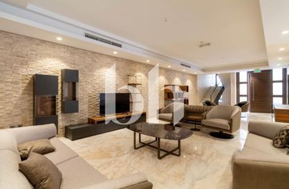 مجمع سكني - 5 غرف نوم - 6 حمامات للايجار في مرموره فيلاز - المعمورة - الدوحة مجمع سكني - 5 غرف نوم - 6 حمامات للايجار في مرموره فيلاز - المعمورة - الدوحة