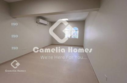 Apartment - 2 Bedrooms - 1 Bathroom for rent in Old Salata - Salata - Doha