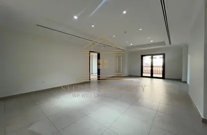 Apartment - 1 Bedroom - 2 Bathrooms for rent in East Porto Drive - Porto Arabia - The Pearl Island - Doha