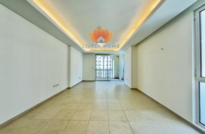 Apartment - 2 Bedrooms - 3 Bathrooms for rent in Viva East - Viva Bahriyah - The Pearl Island - Doha Apartment - 2 Bedrooms - 3 Bathrooms for rent in Viva East - Viva Bahriyah - The Pearl Island - Doha