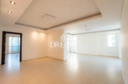 Apartment - 2 Bedrooms - 3 Bathrooms for sale in Viva Central - Viva Bahriyah - The Pearl Island - Doha