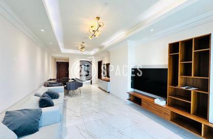 Apartment - 3 Bedrooms - 4 Bathrooms for rent in Floresta Gardens - Floresta Gardens - The Pearl Island - Doha