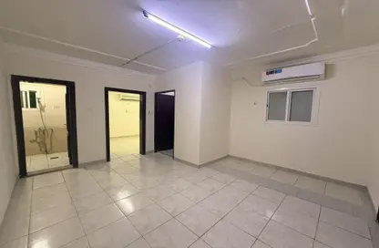 شقة - غرفة نوم - 1 حمام للايجار في مبنى 36 - فريج بن محمود الشمالي - فريج بن محمود - الدوحة