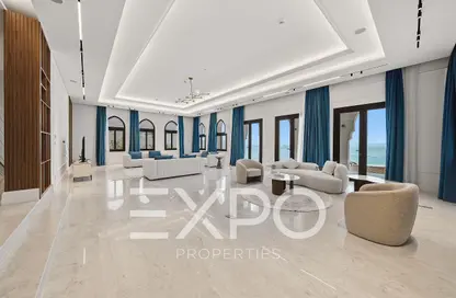 Villa - 5 Bedrooms - 7 Bathrooms for rent in La Plage Centrale - La Plage - The Pearl Island - Doha