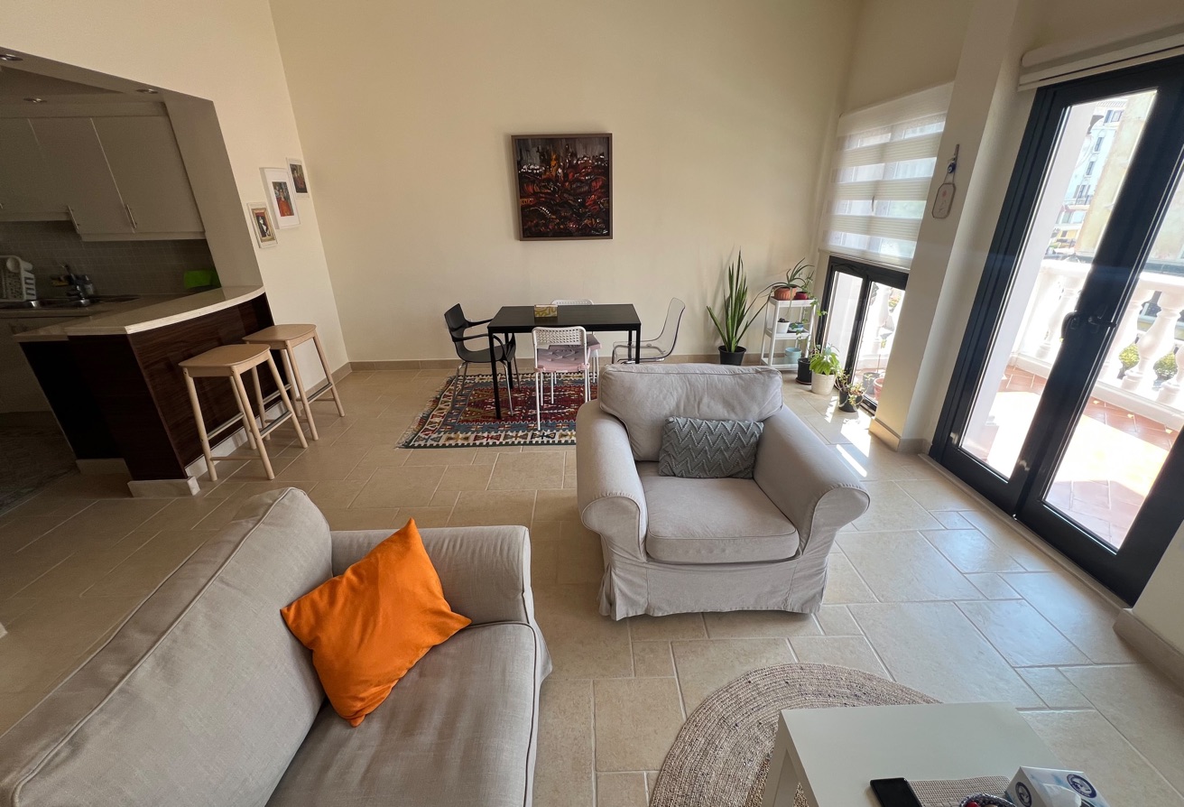 CANAL FRONT 1BHK+BALCONY IN QANAT QUARTIER ! thumbnail 9
