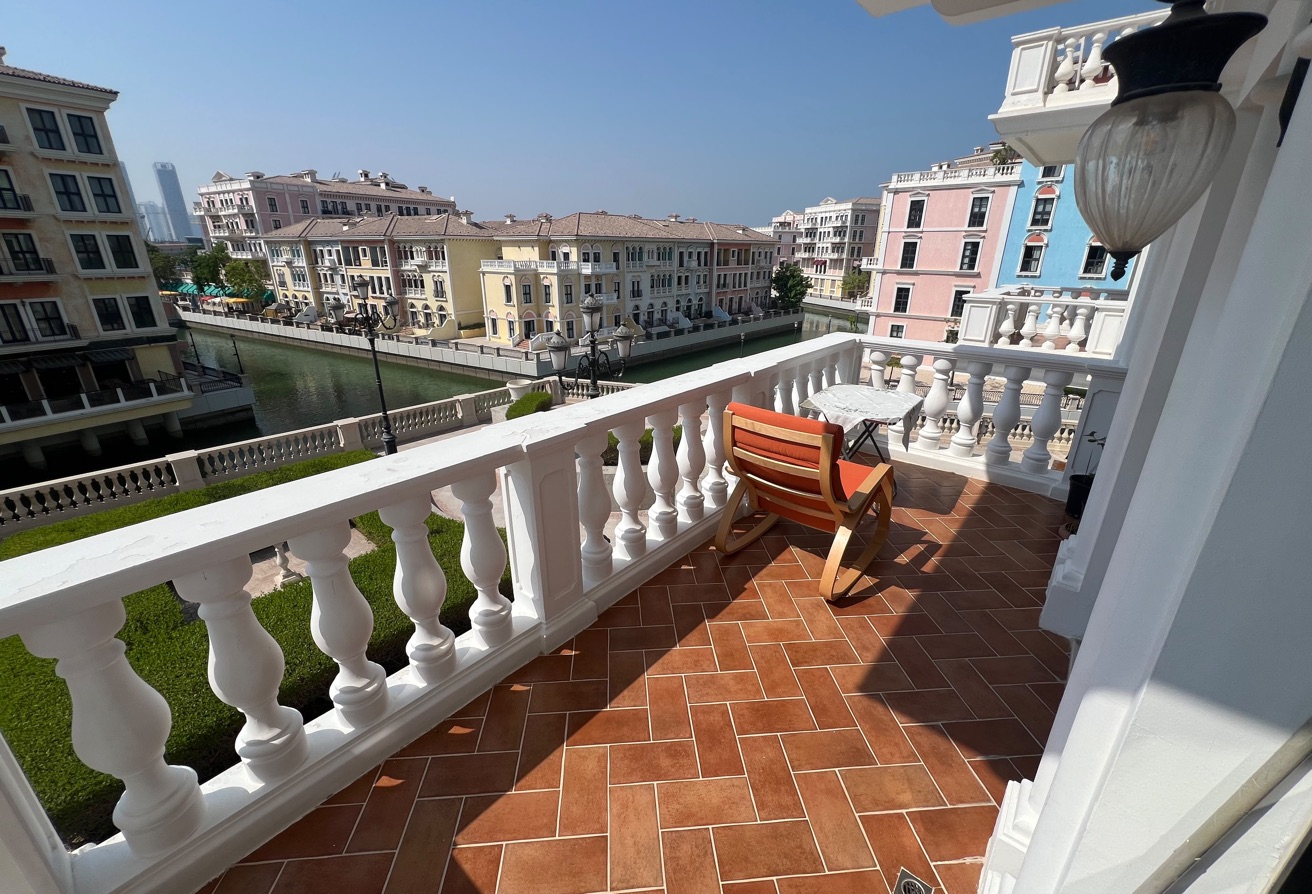 CANAL FRONT 1BHK+BALCONY IN QANAT QUARTIER ! thumbnail 5