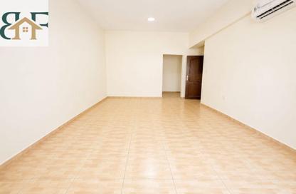Apartment - 3 Bedrooms - 3 Bathrooms for rent in Al Mansoura - Al Mansoura - Doha